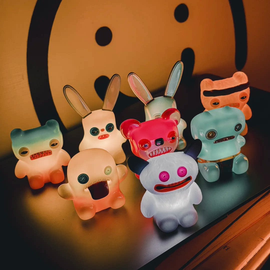 本物のフッガラーのナイトライトオーナメント。かわいらしい、ち - Desk Setup Lamp のレビューと価格