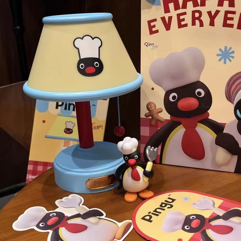 新しいピングーのシェフスタイルナイトライト、かわいい漫画のペ - Desk Setup Lamp のレビューと価格